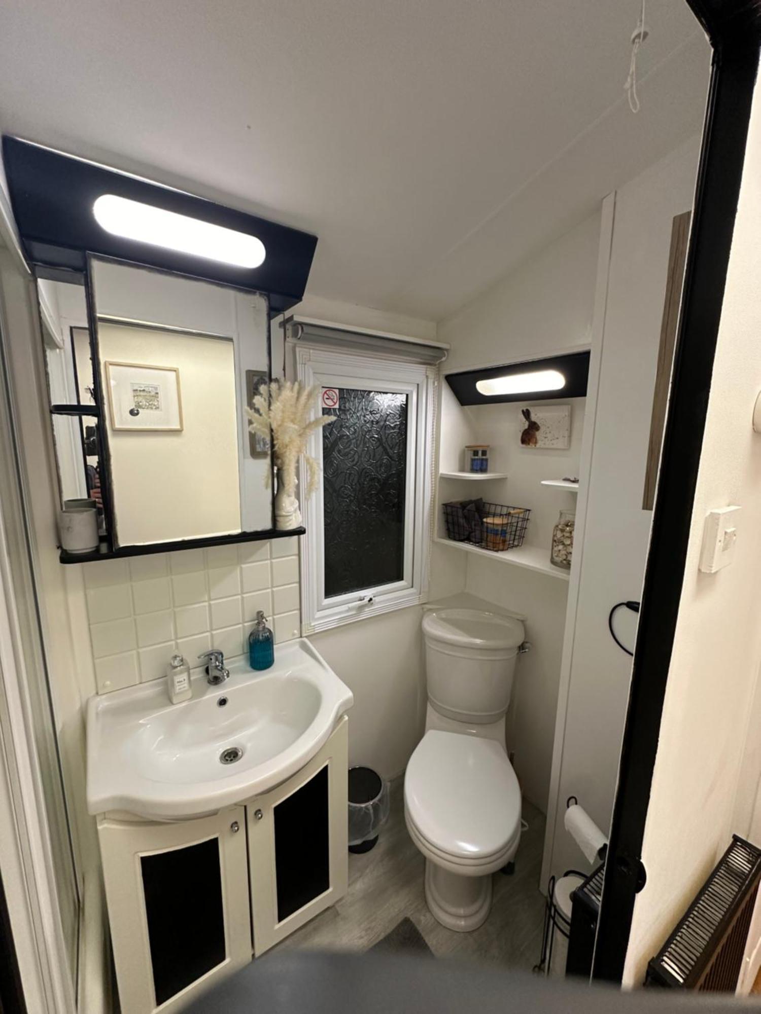 Caravan Rabbit House No 81 At Three Lochs Holiday Park Newton Stewart Luaran gambar